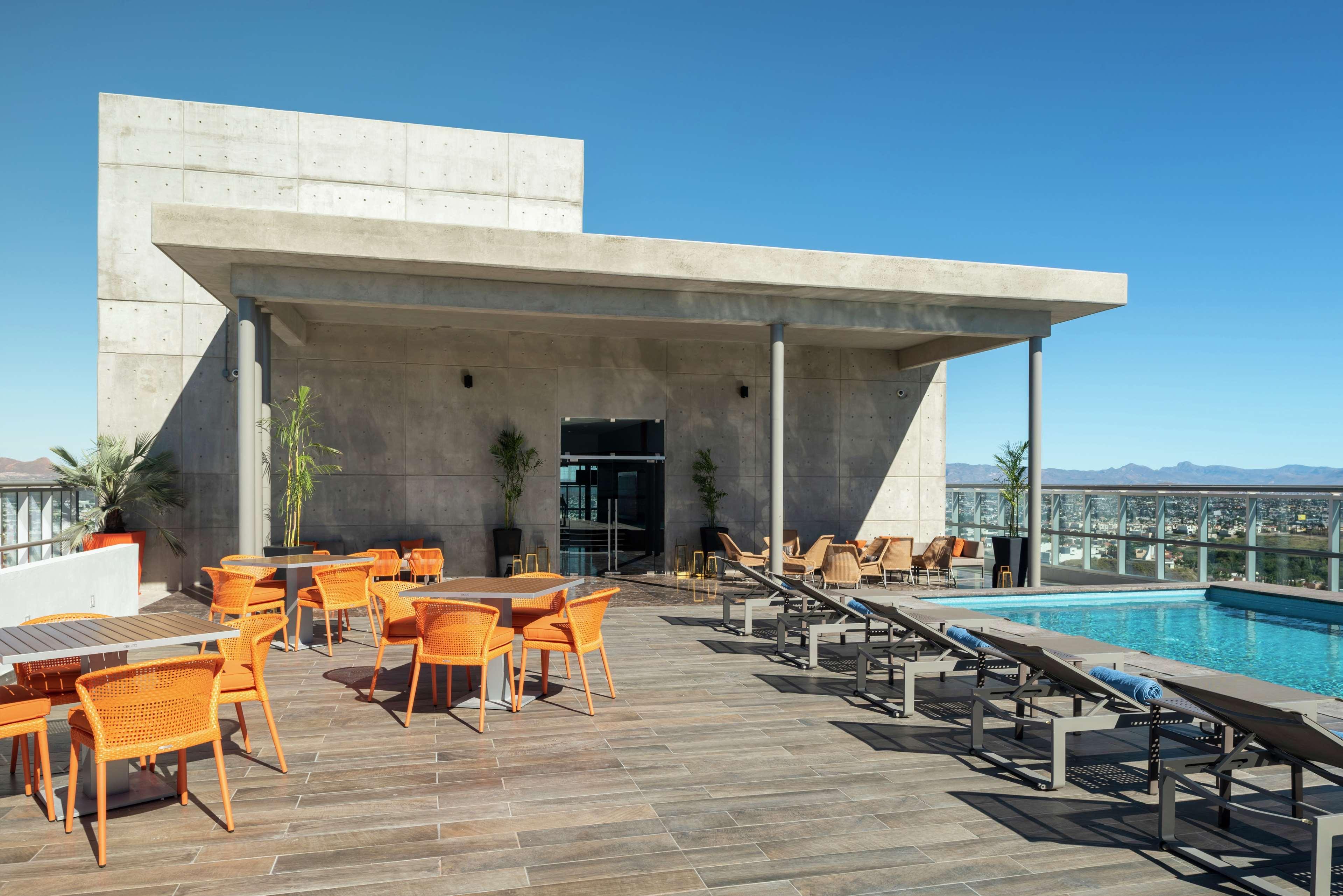Hilton Garden Inn Chihuahua Exterior photo